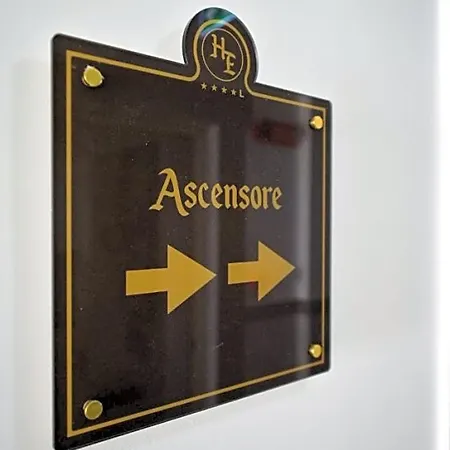 Hotel Eboli 4*